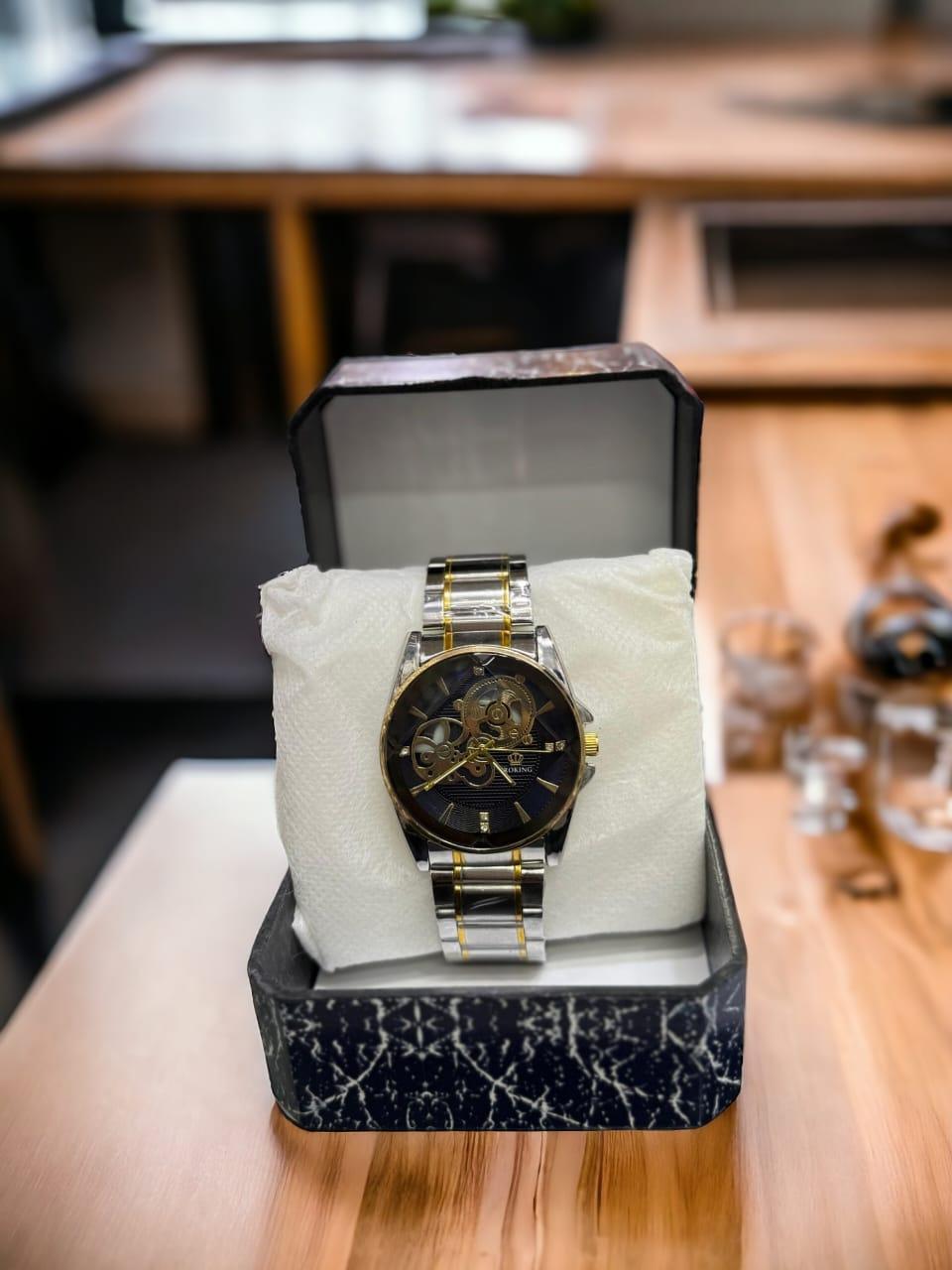 Men's quartz analogue watch