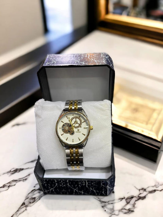Men's quartz silver analogue watch
