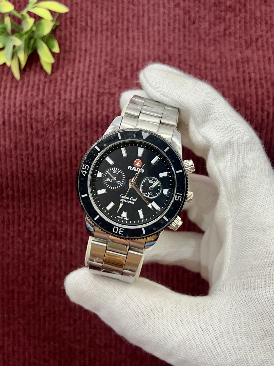 Men’s Chronograph Watch with Stainless Steel Chain – 1 PCS